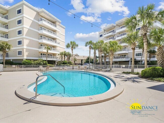 Building Photo - Furnished Optional 2 Bedroom Home, Holiday Isle Waterfront Condo!
