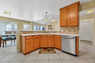 Building Photo - 1802 Whispering Forest Dr