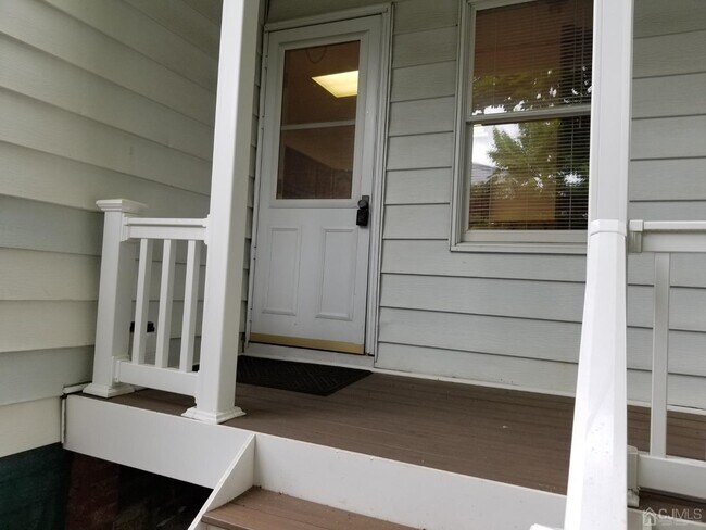 Building Photo - 49 Clay St