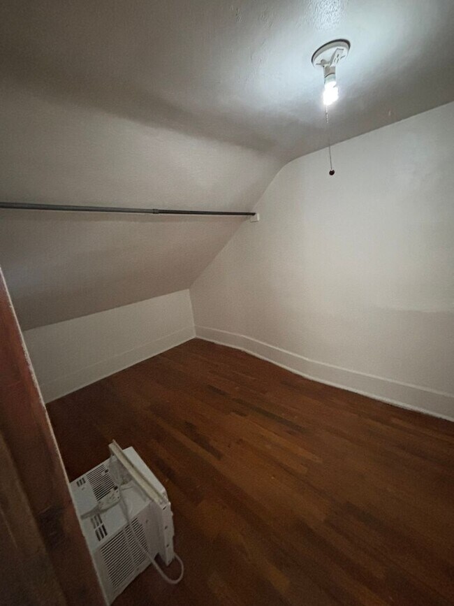 Building Photo - 3 BED | 1 BATH | HOME | WEST RAPID