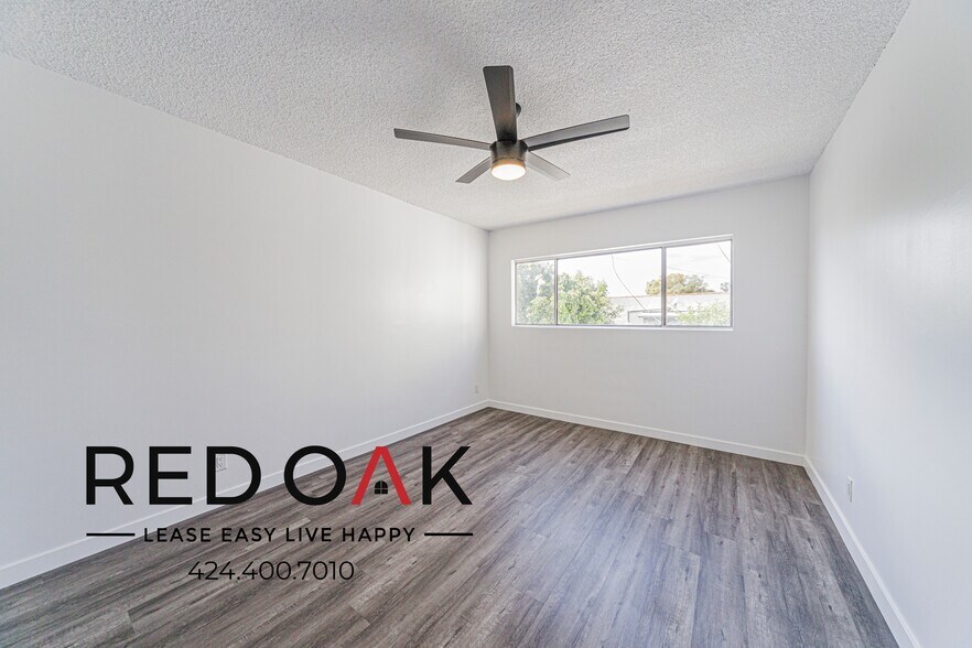 Building Photo - 1051 N Gardner St