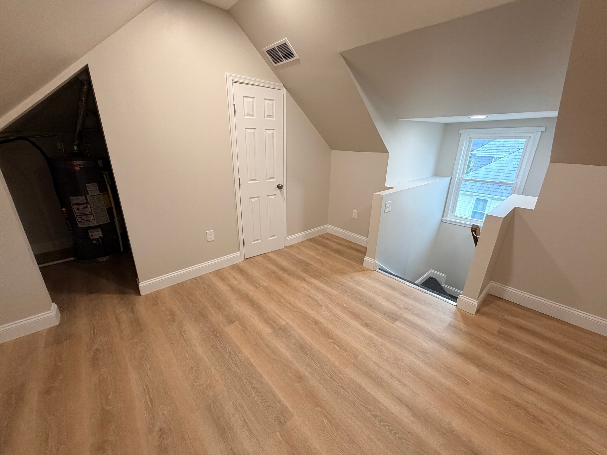 Bedroom 3/Finished Attic - 3 E Overlea Ave