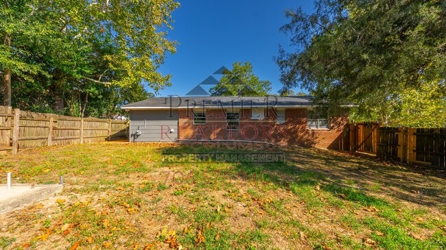 Building Photo - 6344 Newick Dr