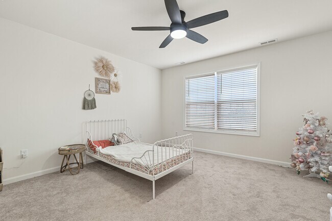 Building Photo - 100 Cilento Dr