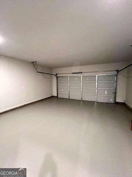 Building Photo - 650 Pt Pl Dr