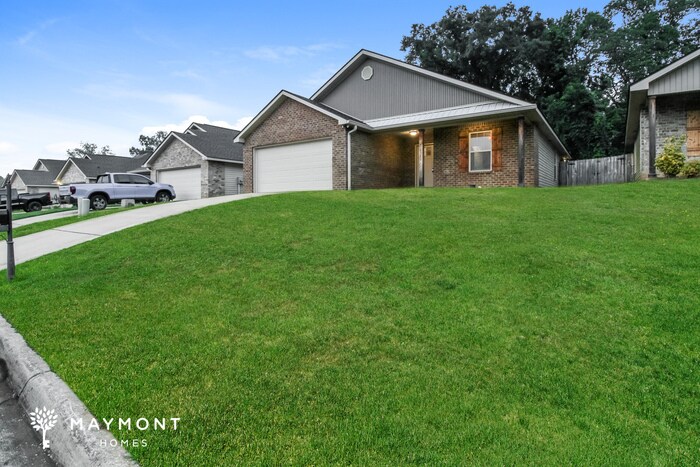 Building Photo - 16382 Pottery Ln