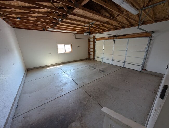 Building Photo - 1120 Linn Way
