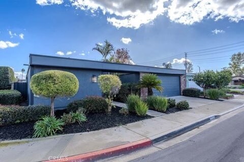 Building Photo - 14452 Denbigh Ln