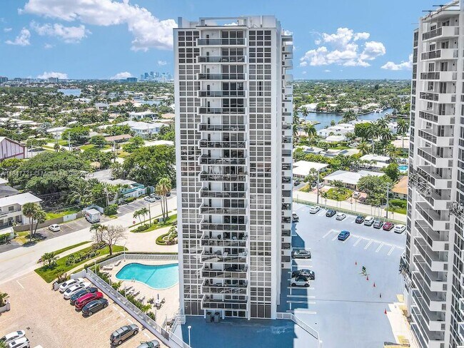 Building Photo - 2701 N Ocean Blvd