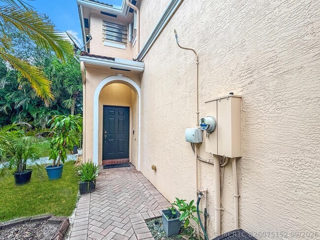 Building Photo - 4528 Thornwood Cir