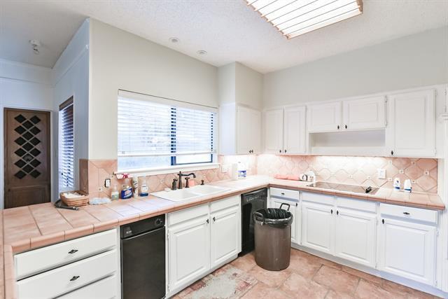 Building Photo - 3604 Lake Champlain Dr