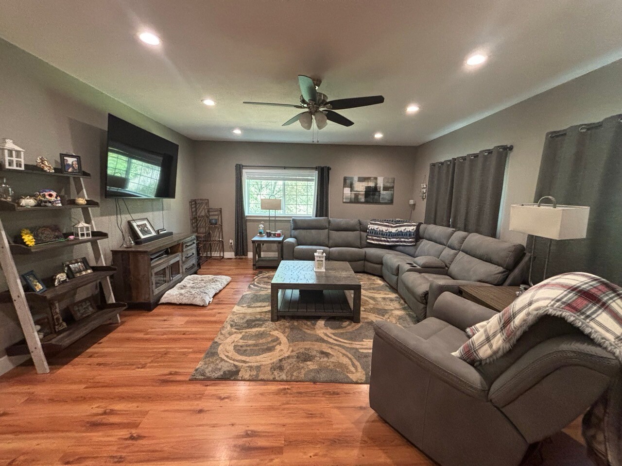 Building Photo - 5430 Whitney Ct