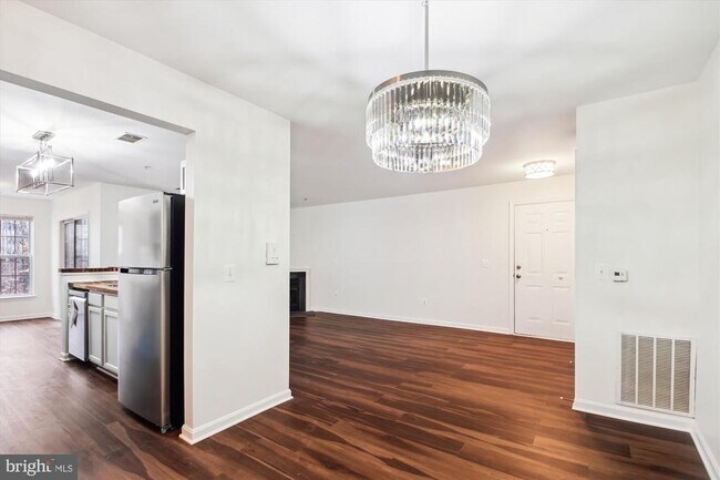 Building Photo - 2155 Scotts Crossing Ct