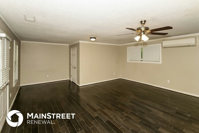 Building Photo - 1009 Timber Brook Cir