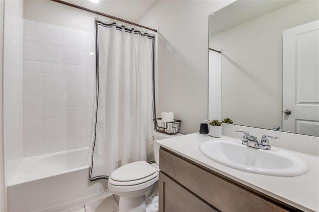 Building Photo - 563 Ranch Trail