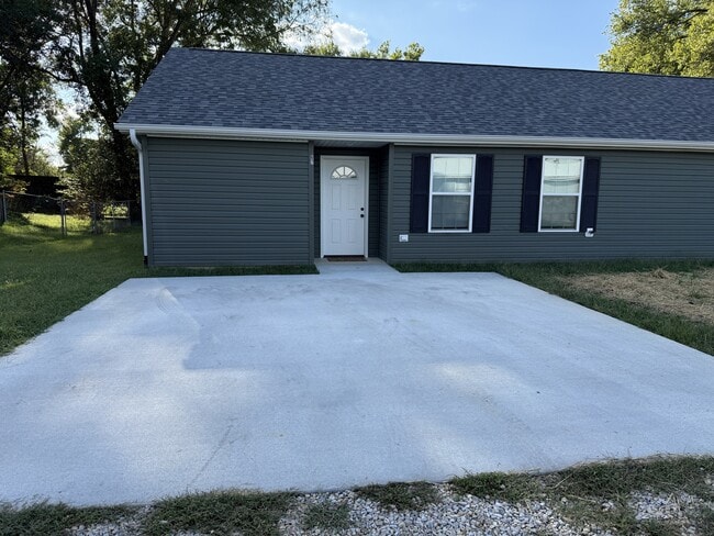 Primary Photo - 67 Siltstone Ln
