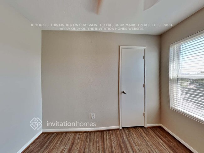 Building Photo - 16722 Warbler Dr