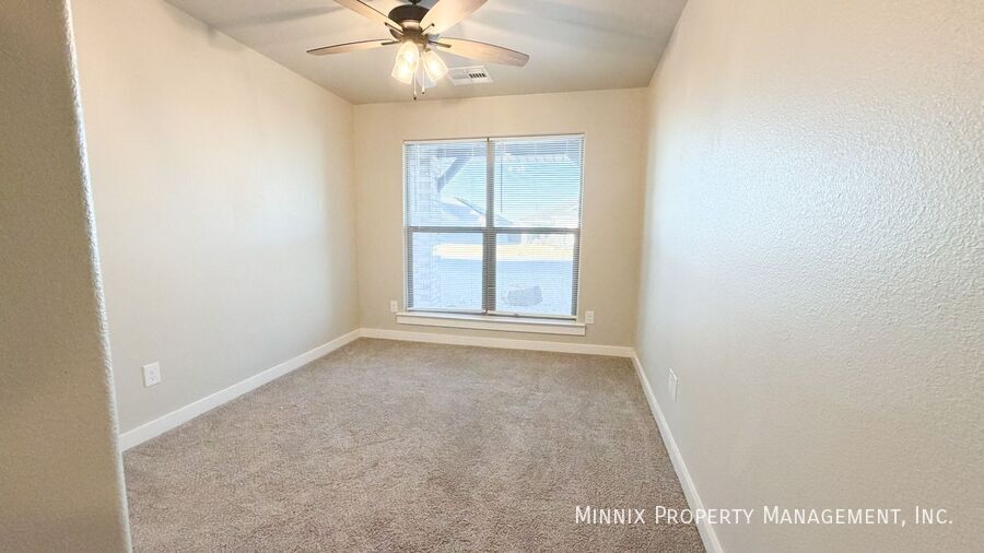 Building Photo - 2011 132nd St