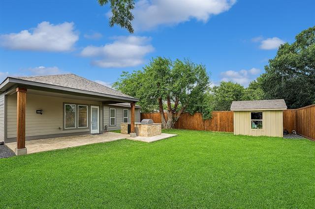 Building Photo - 2310 Newbury Dr
