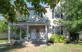 Building Photo - 744 S Main Ave