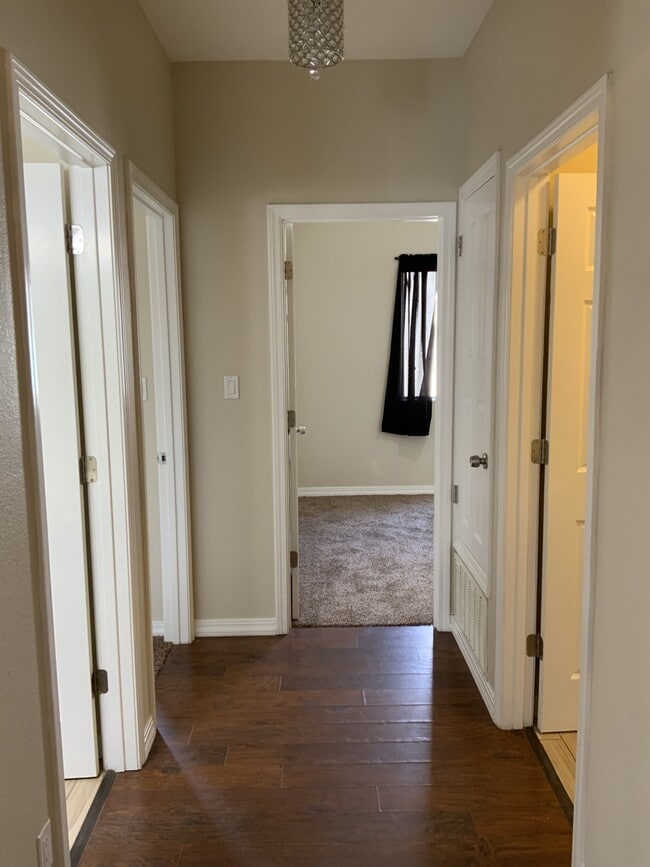 Building Photo - 3425 Old Mill Rd