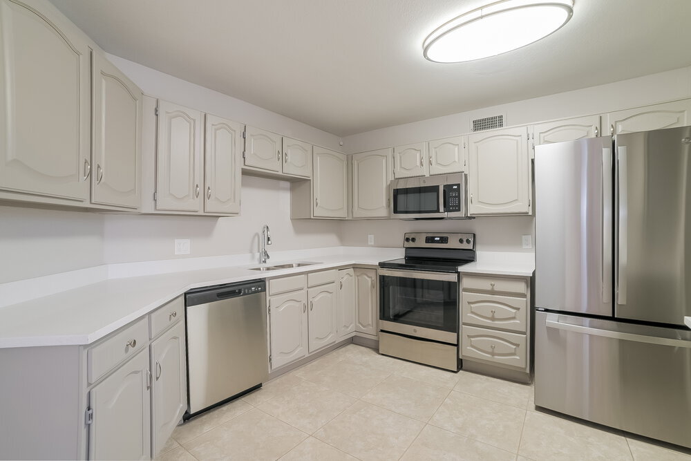 Building Photo - 14994 W Bottle Tree Ave