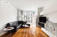 Building Photo - 130-132 W 20th St
