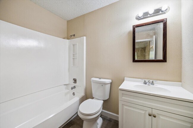 Building Photo - 23239 Prairie Bird Dr