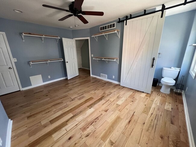 Building Photo - Pittsburgh - 3 Bedroom 1.5 Bathroom