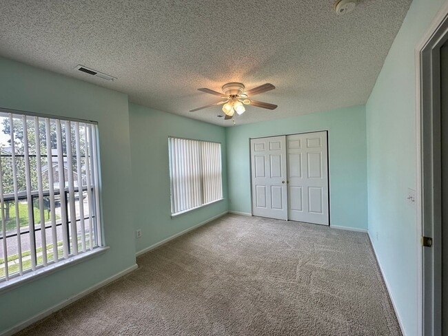 Building Photo - 5091 Ballantine Dr