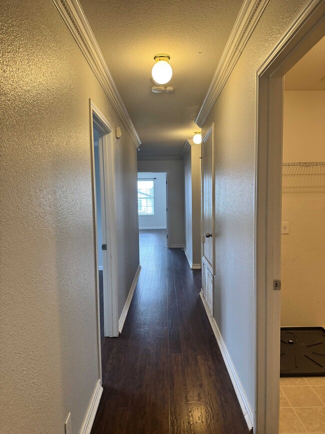 Building Photo - 6314 Kingston Ranch