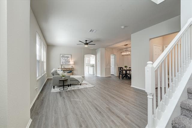 Building Photo - 1413 Ravenwood Dr