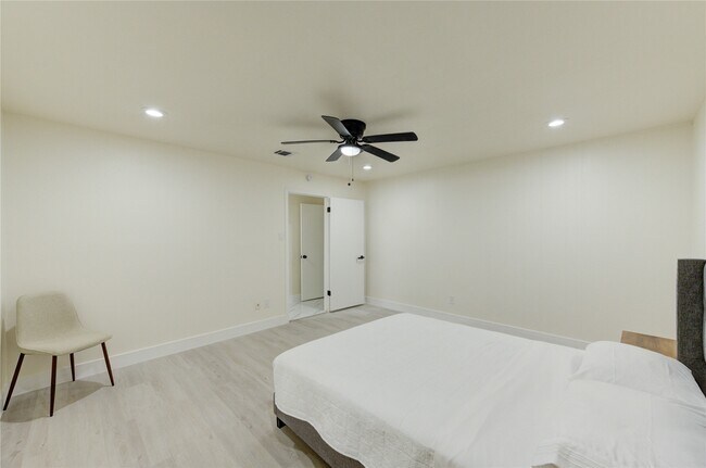 Building Photo - 8706 Bedworth Ln