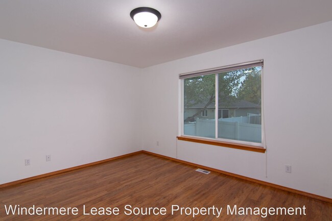 Building Photo - 3 br, 2 bath House - 17218 N Dakota Ln
