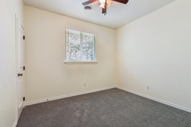 Building Photo - 133 N Kanaio Dr