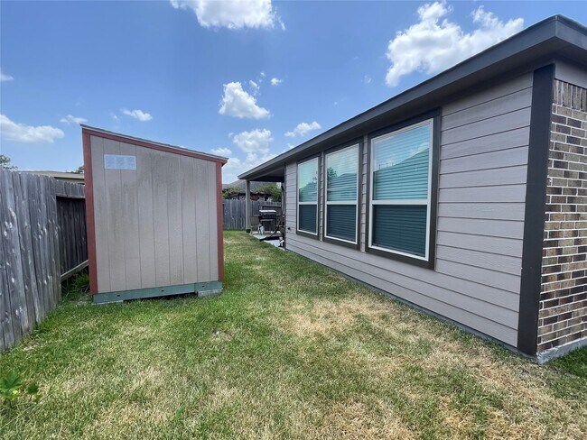 Building Photo - 4118 Guild Meadows Dr