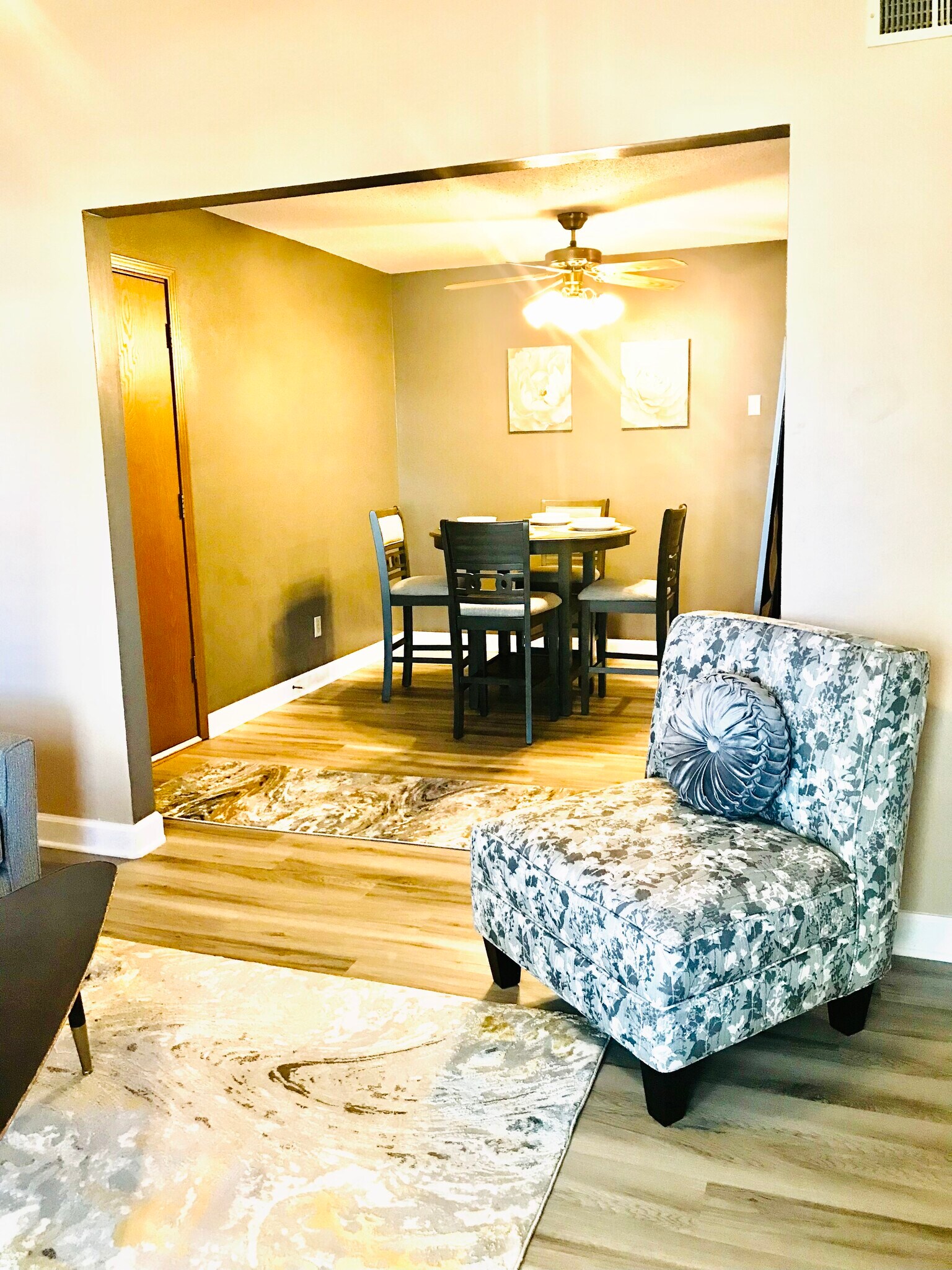 Building Photo - 1307 Condo Dr