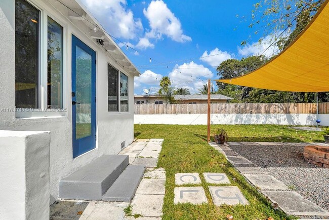 Building Photo - 234 NW 45th St