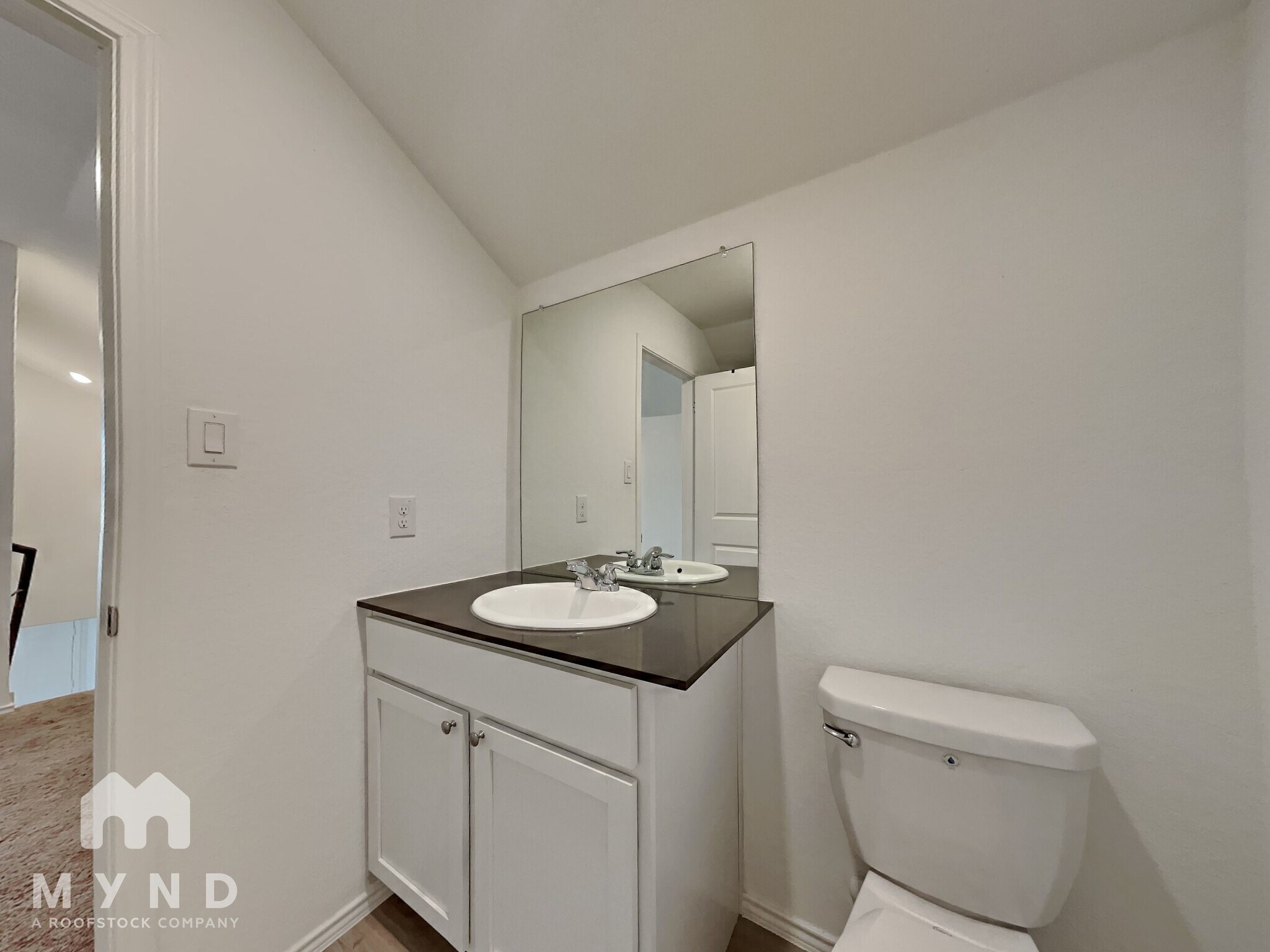Building Photo - 7157 Elm Cv