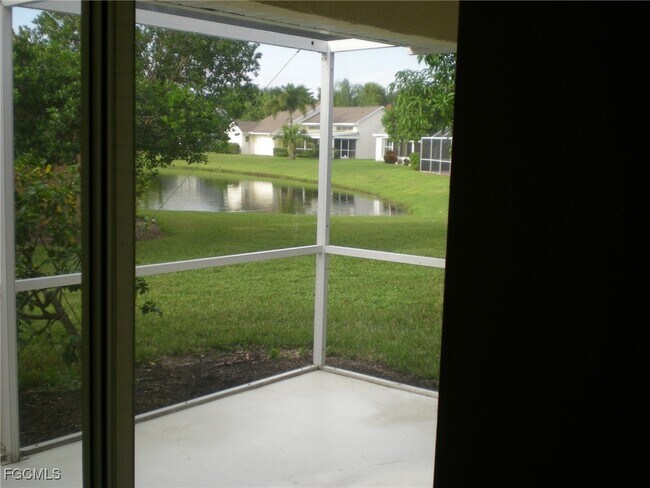 Building Photo - 14691 Lake Olive Dr