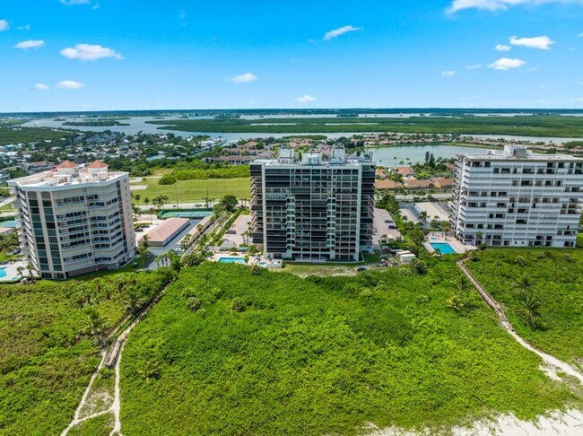 Building Photo - 3101 N Hwy A1A
