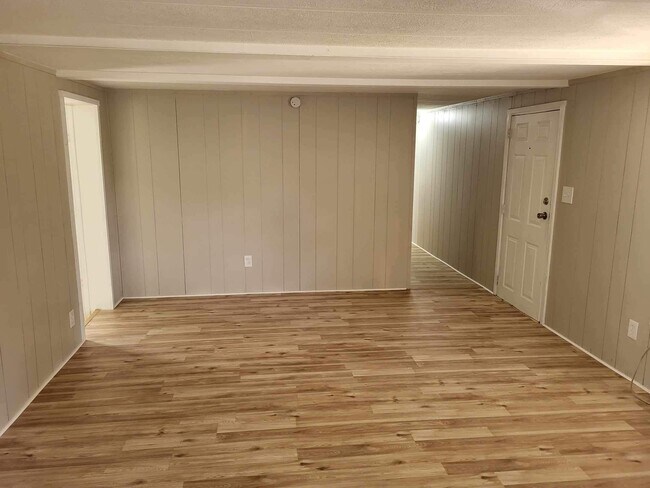 Building Photo - 2607 Co Rd 3204