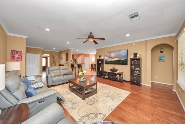 Building Photo - 12912 Southern Manor Dr