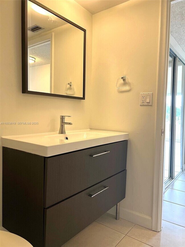 Building Photo - 7727 SW 86th St