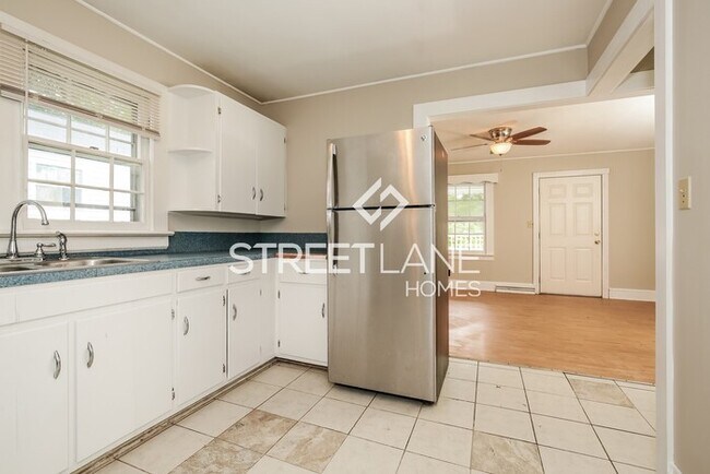 Building Photo - Charming 2 Bedroom in Thomasville!