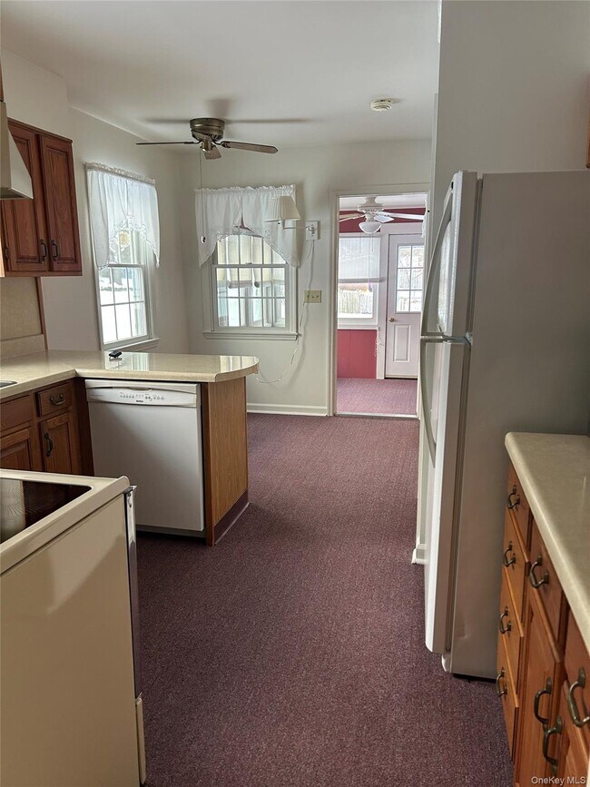 Building Photo - 2 Scism Cir