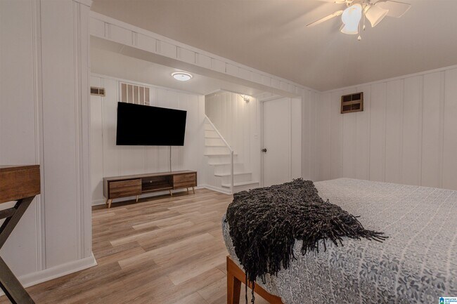 Building Photo - 1404 36th St N