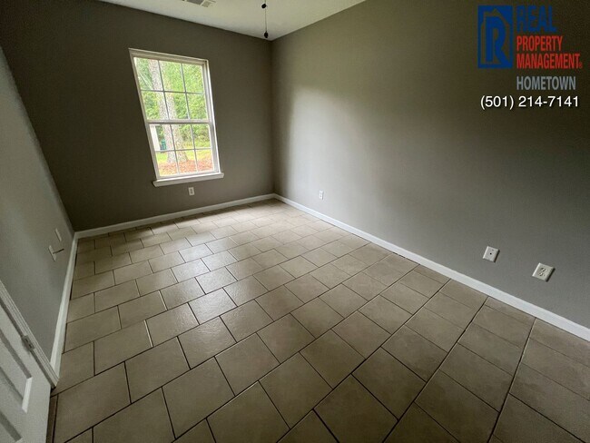 Building Photo - 3909 Tates Mill Rd