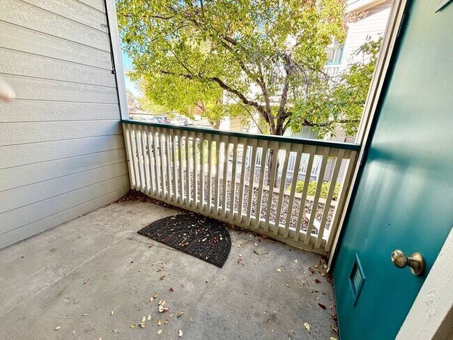 Building Photo - 8416 Pebble Creek Way