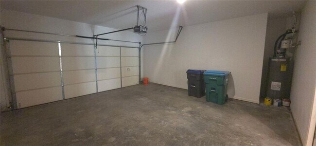 Building Photo - 539 Broughton Dr